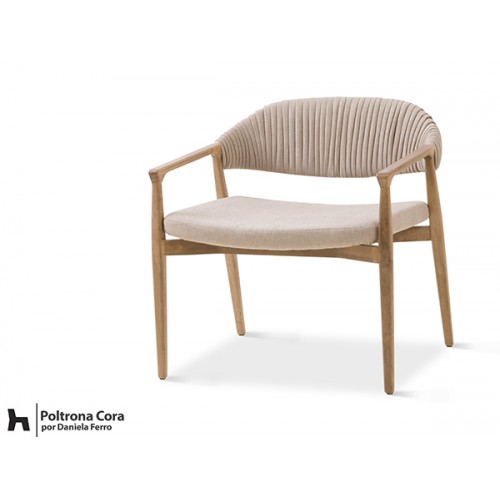 Poltrona Cora tapeçada