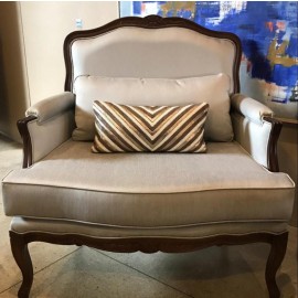 Poltrona Clássica